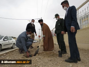 در راستای پویش ملی همکاشت غرس نهال با همکاری ناحیه مقاومت بسیج و  سازمان تبلیغات شهرستان خاتم انجام شد .