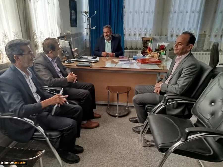 دیدار رئیس دانشگاه ملی مهارت استان یزد با رئیس آموزش و پرورش شهرستان خاتم  3