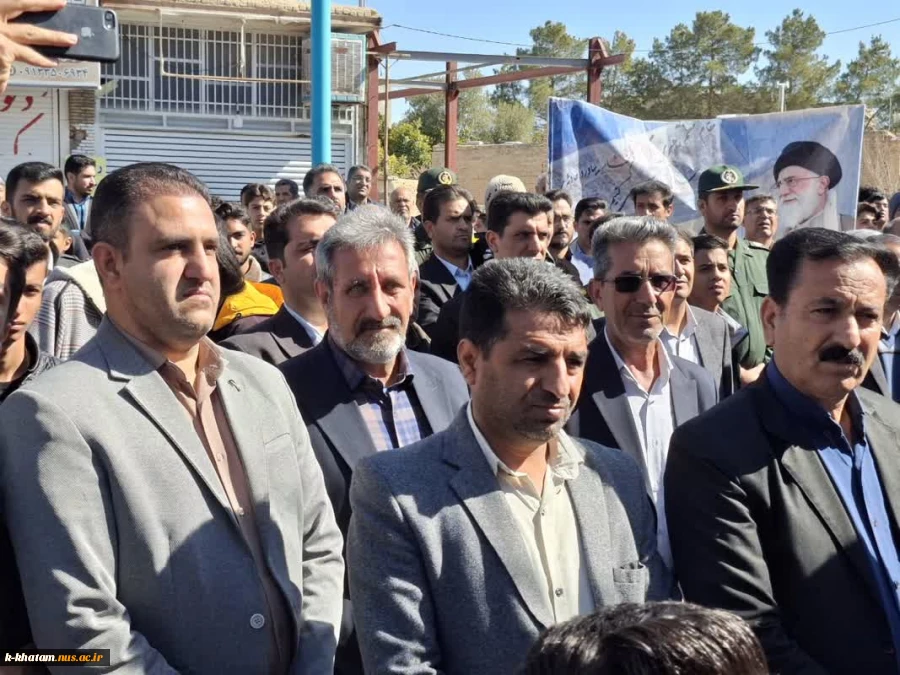 حضور پرشور اساتید،کارکنان و دانشجویان آموزشکده ملی مهارت خاتم «امین»در راهپیمایی ۲۲بهمن و برپایی موکب انقلاب توسط این مرکز در مسیر راهپیمایی  2