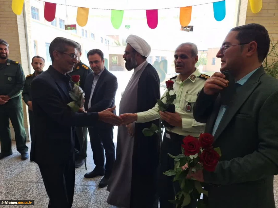 حضور فرماندار وامام جمعه شهرستان  خاتم به مناسبت روز روز استاد در آموزشکده ملی مهارت امین 10