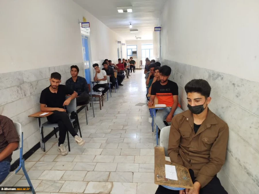 مععاون آموزشکده آموزشکدهملی مهارت خاتم  با حضور  از هنرستان شهید مصطفی خمینی شهر ستان خاتم با رئیس و هنر جویان این مرکز دیدار کرد  3