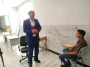 معاون آموزشکده آموزشکده ملی مهارت خاتم  با حضور  در هنرستان شهید مصطفی خمینی شهر ستان خاتم با رئیس و هنر جویان این مرکز دیدار کرد